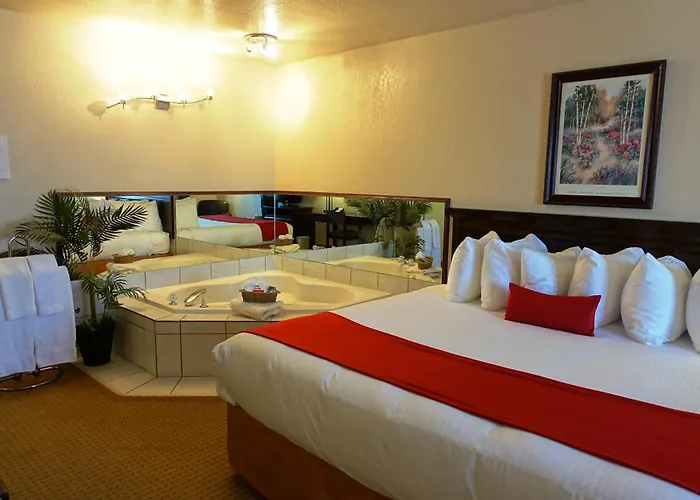 Gold Circle Inn