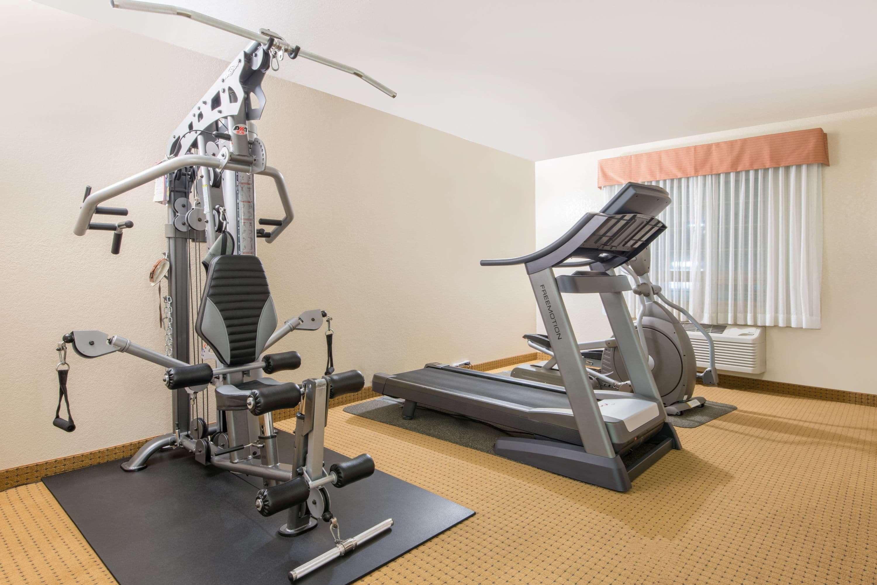 Hotel Gold Circle Lloydminster