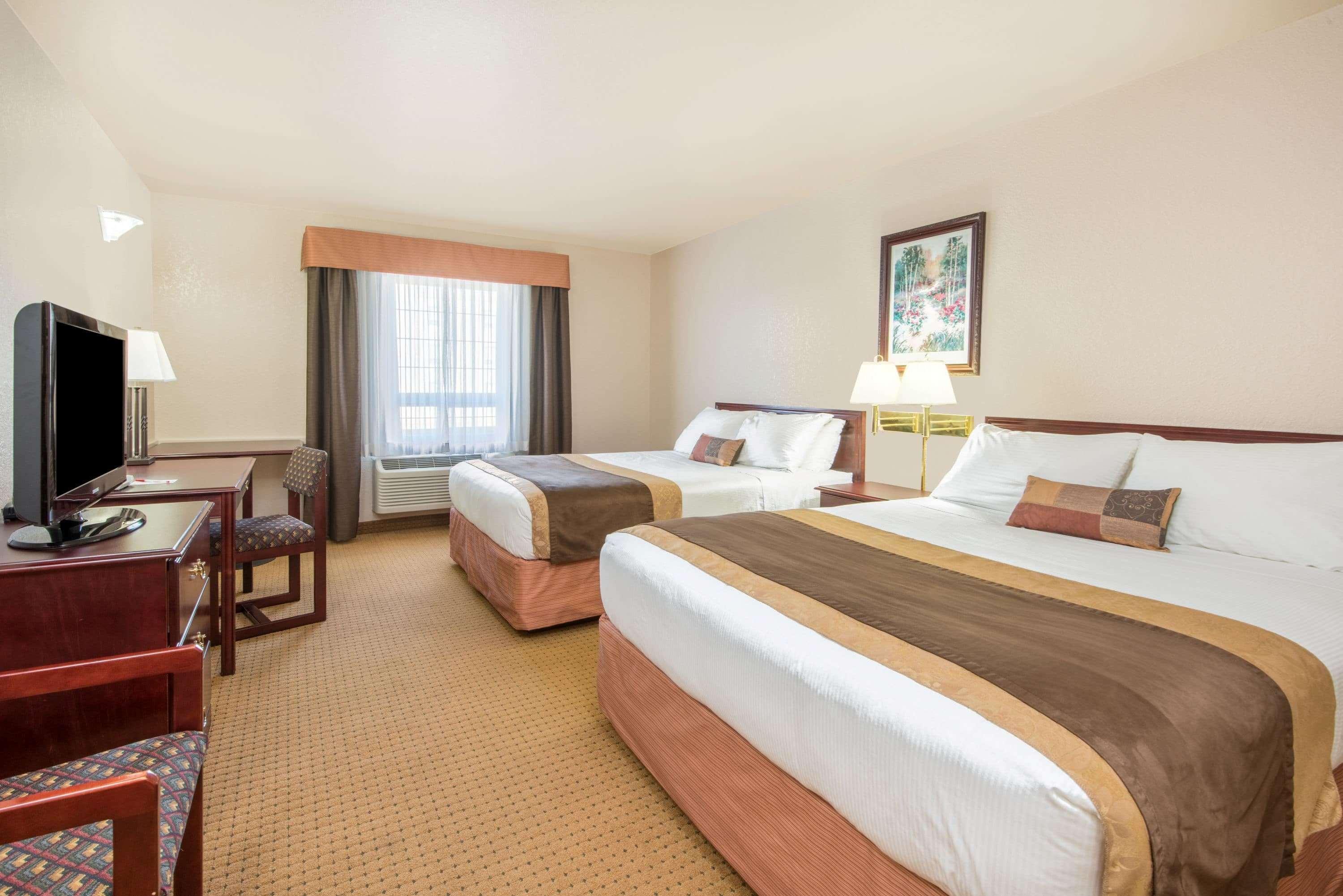 Gold Circle Hotel 3*