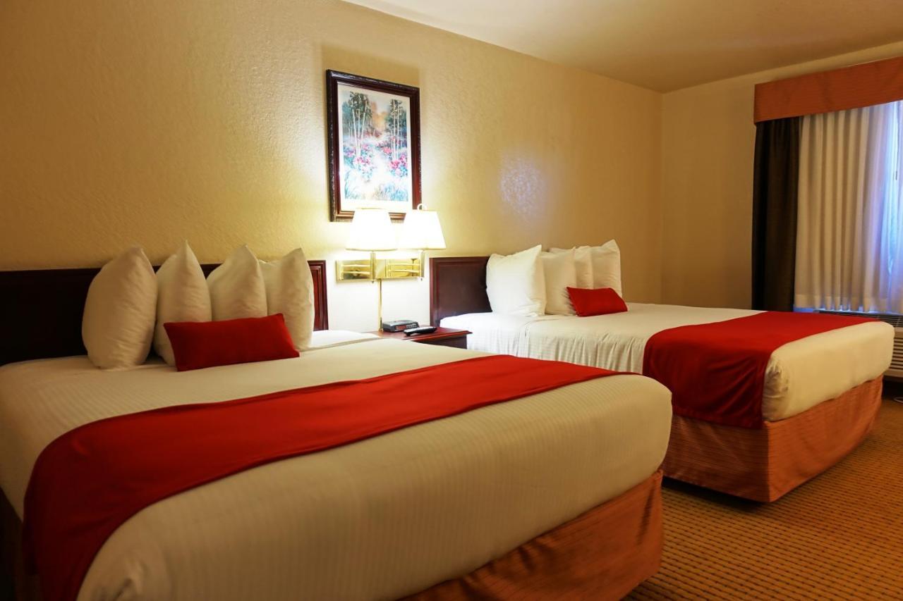 Gold Circle Hotel