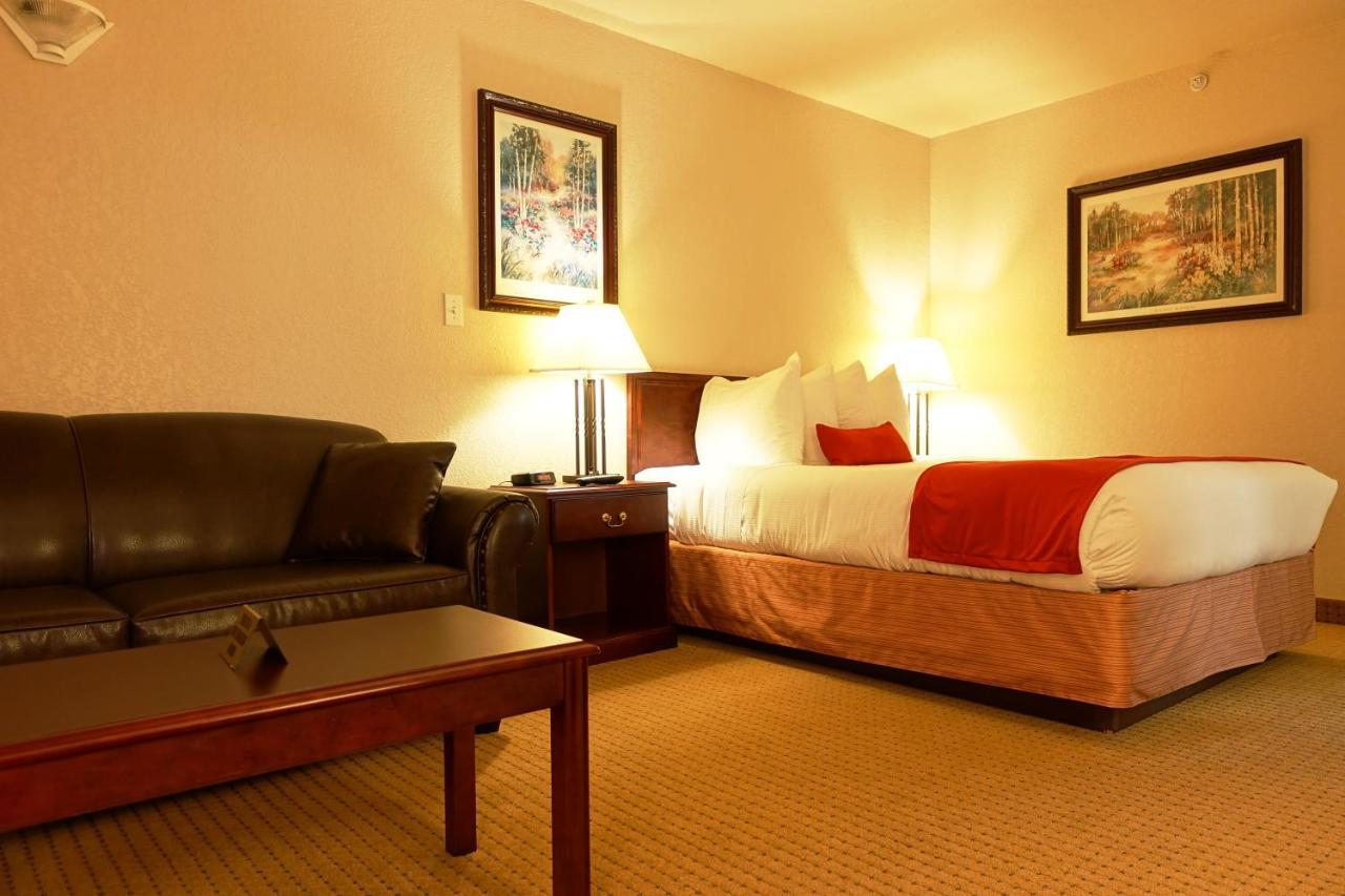 Gold Circle Hotel 3*